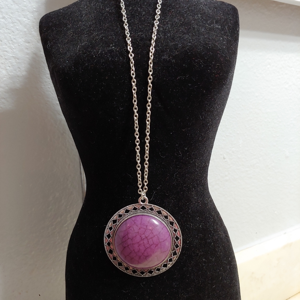 Paparazzi purple stone necklace